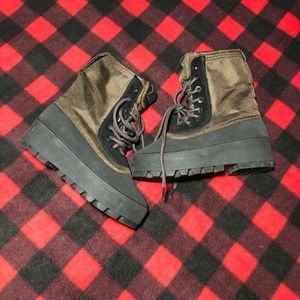 Yeezy 950 Duck boots chocolates